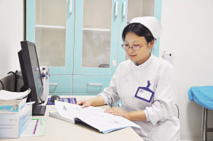 手機(jī)號(hào)碼成了傷口處理熱線