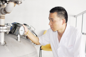 從技工成長(zhǎng)起來(lái)的發(fā)明大戶 王永旗拿到3項(xiàng)發(fā)明專利，并獲得工程師技術(shù)職稱