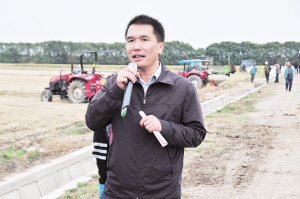 推進(jìn)稻麥全程機(jī)械化 訪(fǎng)市政協(xié)委員馮瑞興