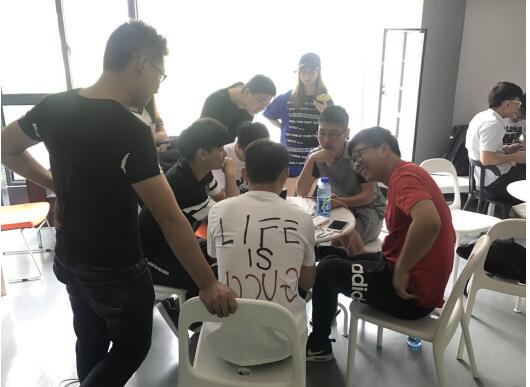 太倉(cāng)王者榮耀挑戰(zhàn)賽次周順利結(jié)束 MMP穩(wěn)住我們能贏 戰(zhàn)隊(duì)雙雙奪魁