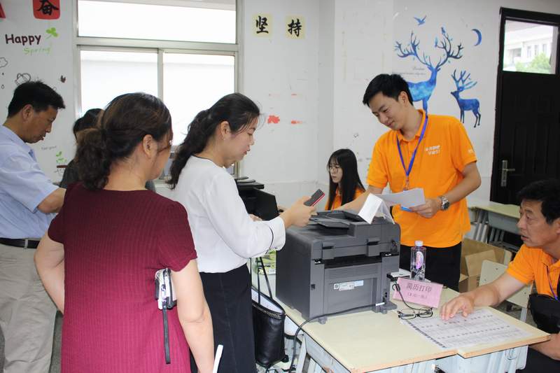 天公作美，2018太倉夏季畢業(yè)生招聘會(huì)圓滿落幕，網(wǎng)上專場繼續(xù)